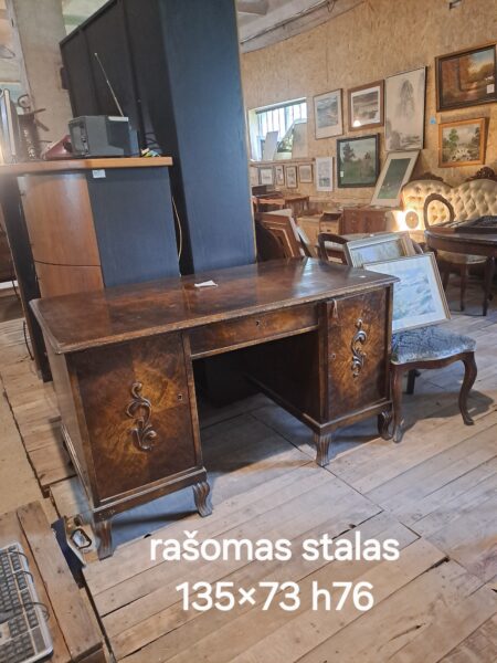 Rašomas stalas  135×73 h76